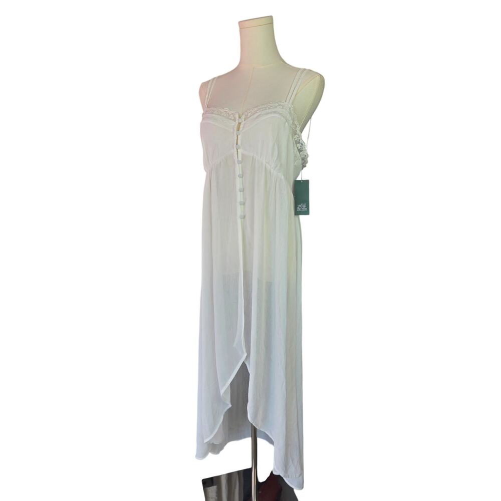 Off White Open-Fron Button-UP Lace-Detail High-Low Gown